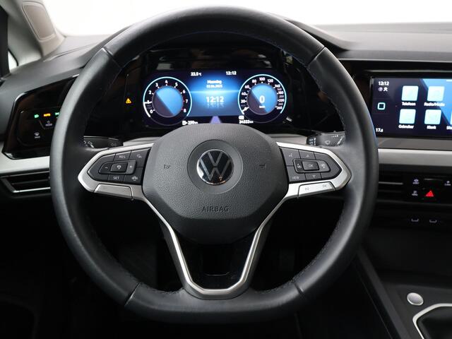 Volkswagen GOLF 1.0 TSI Life | 110 PK | Adaptive cruise control | Climate control | Apple Carplay/Android Auto |