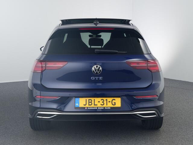 Volkswagen GOLF 1.4 eHybrid GTE | Pano | IQ | Camera | HUD | ACC | Winterpakket |