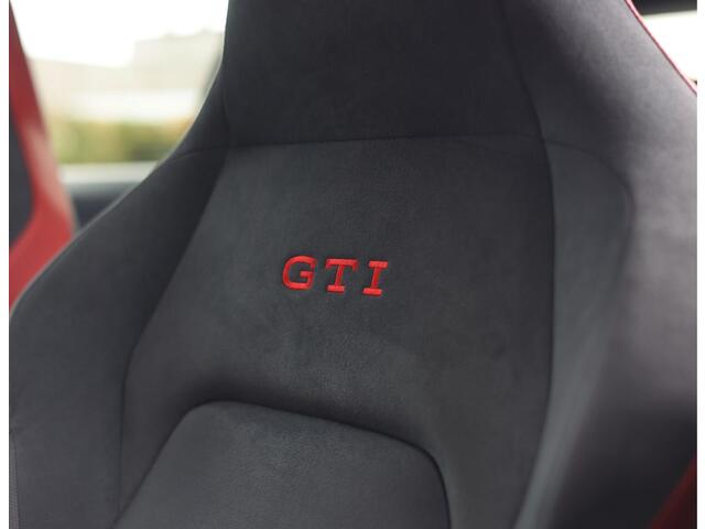 Volkswagen GOLF GTI Clubsport Edition 45 | Akrapovic - Pano - HUD