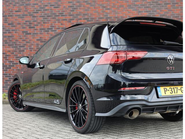 Volkswagen GOLF GTI Clubsport Edition 45 | Akrapovic - Pano - HUD