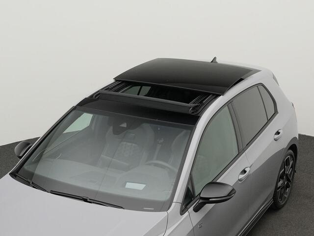 Volkswagen GOLF 1.5 eTSI 150 pk DSG R-Line Edition | Panoramadak | Trekhaak | Harman/Kardon | Head-up display