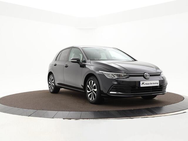 Volkswagen GOLF 1.5 Tsi 150pk Life · Apple/Android Car Play · Navi · P-Sensoren · ACC · DAB · 16'' Inch · Garantie t/m 21-12-2026 of 100.000km