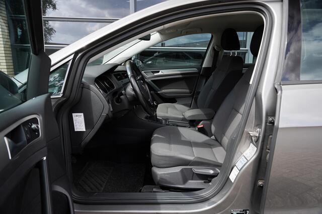 Volkswagen GOLF 1.0 TSI Comfortline NL-auto|Navi|Goed onderhouden
