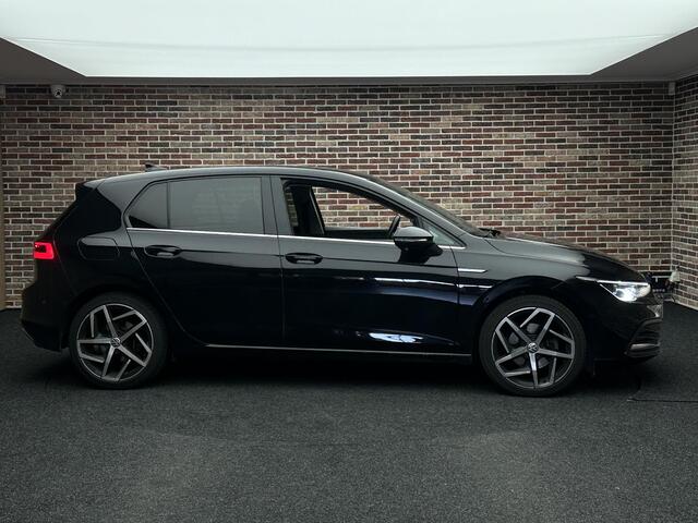 Volkswagen GOLF 1.5 eTSI IQ HEADUP ACC MEMORY CAMERA DSG