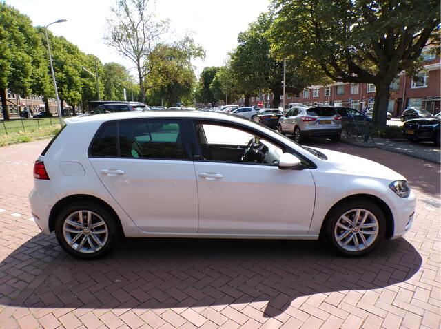 Volkswagen GOLF 1.0 TSI Comfortline automaat carplay digitaal dashboard