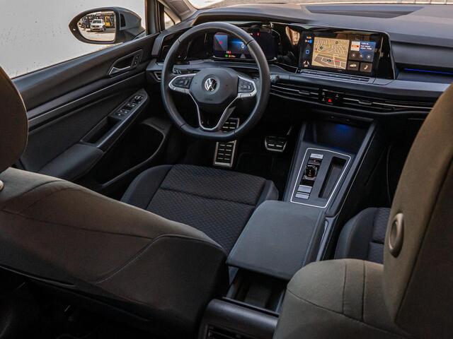 Volkswagen GOLF 1.0 eTSI Life Apple CP HUD Camera Stoelverw