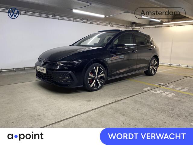Volkswagen GOLF 1.5 eHybrid GTE 272 pk Automaat (DSG) | Navigatie | Panoramadak | Elektr. trekhaak | Parkeersensoren | Rondomzicht camera | Stoelverwarming |