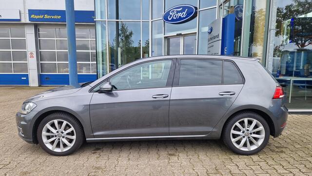 Volkswagen GOLF 1.5 TSI Highline | 150PK | Elektr.glazen pano.dak | Virtual Cockpit | ergoActive stoelpakket | Trekhaak | Adaptive Cruise | Camera| LMV