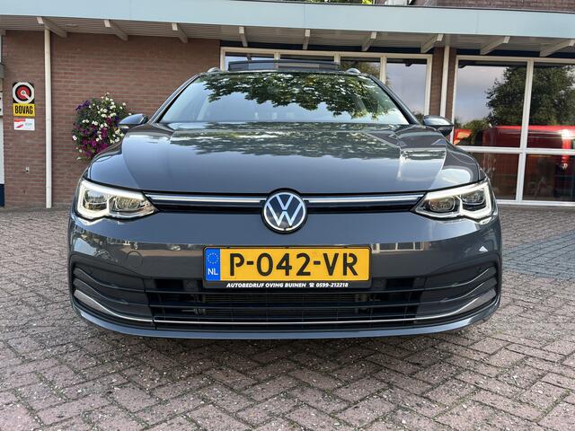 Volkswagen GOLF Variant 1.5 eTSI R-Line Business