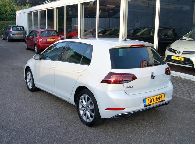 Volkswagen GOLF 1.0 TSI Comfortline Business Navi,Cruise,Pdc,Clima,Panoramadak,Rijklaarprijs!!