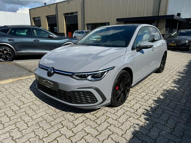 Volkswagen GOLF 1.4 eHybrid GTE 245 PK pano, stoel/stuur verw, navi, cruise, clima