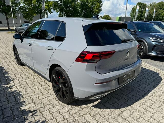 Volkswagen GOLF 1.4 eHybrid GTE 245 PK pano, stoel/stuur verw, navi, cruise, clima