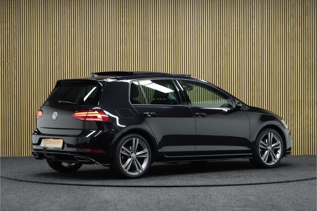Volkswagen GOLF 1.5 TSI DSG Automaat |Highline Business R-Line | Panodak | Clima | Navigatie | Cruise adaptief