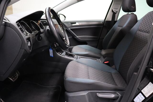 Volkswagen GOLF 1.5 TSI DSG Automaat |Highline Business R-Line | Panodak | Clima | Navigatie | Cruise adaptief
