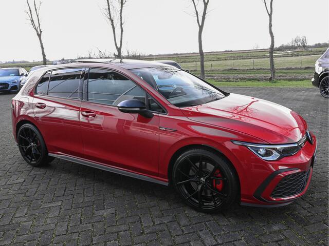 Volkswagen GOLF 2.0TSI GTI 245pk Individual King's Red Pano Camera LED Virtual 19-Inch