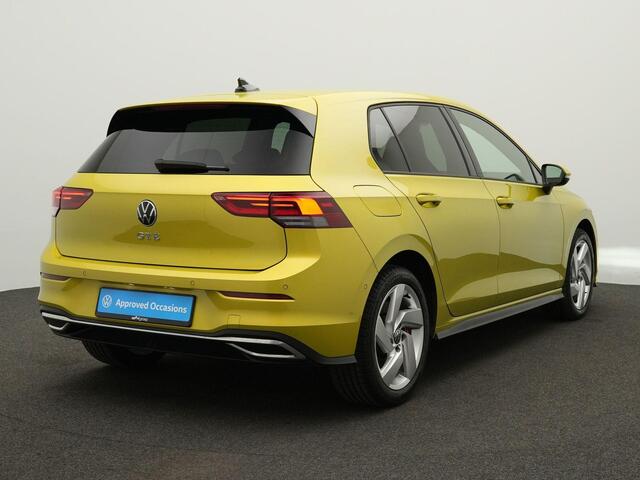 Volkswagen GOLF 1.4 eHybrid 245 pk DSG GTE | Stuur-/stoelverwarming | Achteruitrijcamera | Navigatie | Adaptive Cruise | Keyless Entry