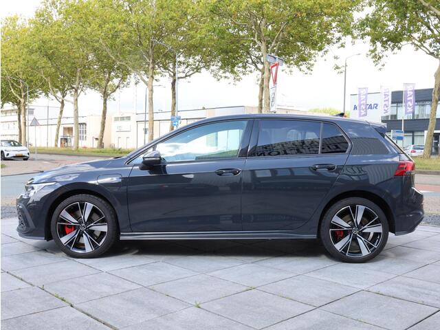 Volkswagen GOLF GTE 1.4 eHybrid PHEV | 245PK | Adaptive Cruise | Stoel&Stuurverwarming | LED Mistlampen | 18"Inch | Getint Glas |