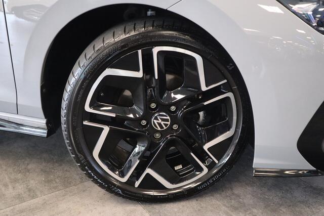 Volkswagen GOLF 1.5 eHybrid Style Edition R-line Pano LED Plus 360 camera