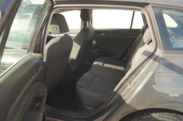 Volkswagen GOLF Variant 1.5 TSI 130pk Life Business -LED-DIGI-ECC-PDC-CAM-