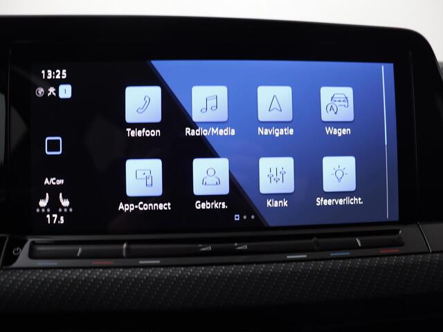 Volkswagen GOLF Variant R-Line 1.5 eTSI 96 kW / 130 pk Variant 7 versn. DS G | Multimedia pakket | Comfort pakket |