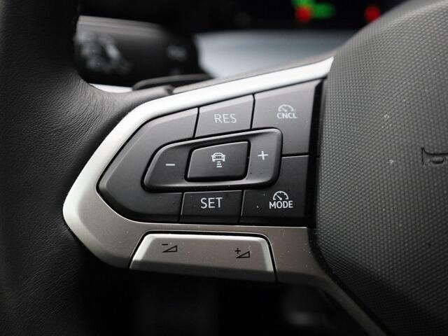 Volkswagen GOLF 1.5eTSI/150PK Goal DSG · NIEUW MODEL · Navigatie · Trekhaak · Apple/Android carplay · Garantie tot december 2026