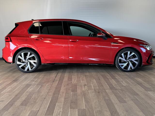 Volkswagen GOLF 1.5 eTSI R-Line PANO | DCC | H/K | NL