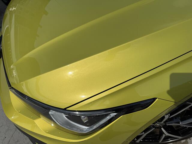 Volkswagen GOLF 2.0TSI 300pk GTI Clubsport Pano IQ-Light H&K Keyless Camera Stoel+Stuur Verw. VOL!!