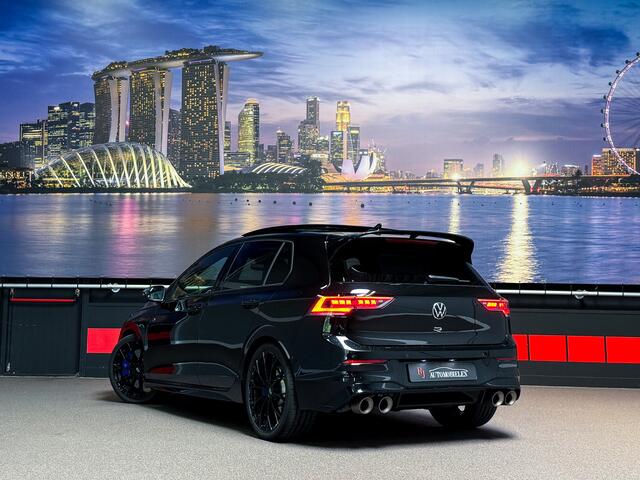 Volkswagen GOLF R 8.5 2.0 TSI 4Motion R Facelift|Akrapovic|HUD|Leder|Pano