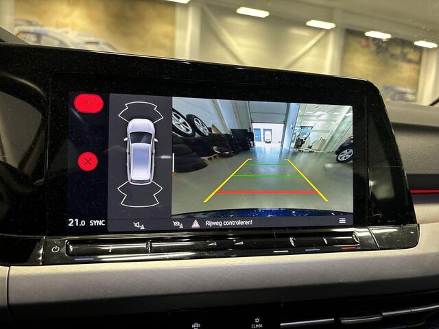 Volkswagen GOLF Variant 1.0 eTSI 110pk DSG Life · Apple/Android Car Play · Elek. Trekhaak · Navigatie · P-Sensoren · Sfeerverlichting · 16'' Inch · Garantie t/m 22-06-2027 of 100.000km