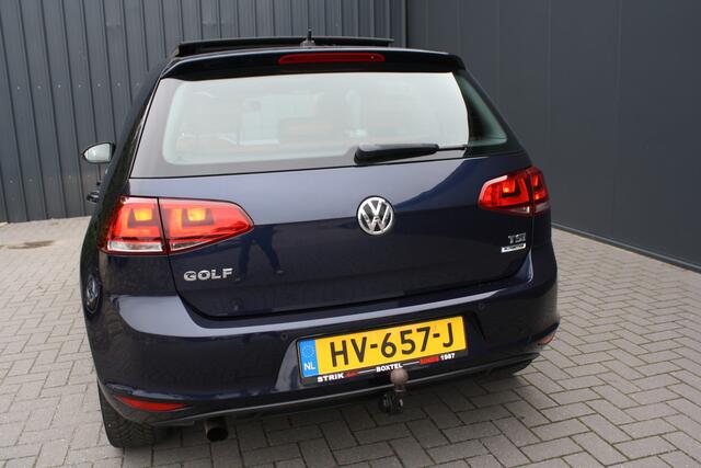 Volkswagen GOLF 1.2 TSI Business Edition Connected - PANO - LEDER- TREKHAAK - NAVIGATIE - CAMERA