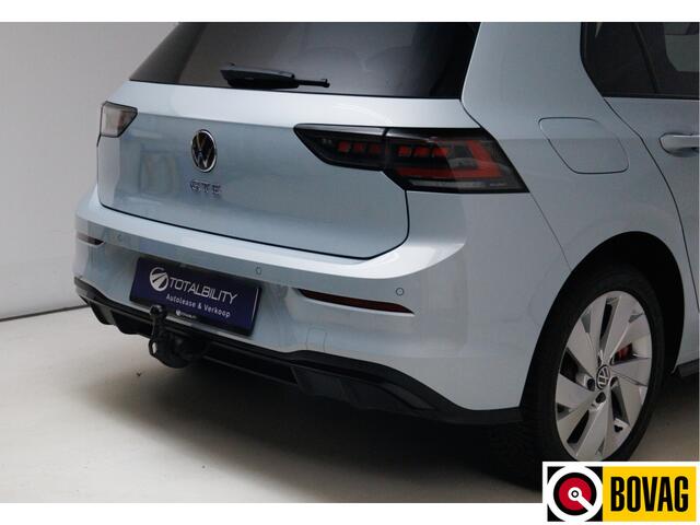 Volkswagen GOLF 1.5 eHybrid GTE Black Style 272 PK | IQ Led | Elec. trekhaak | Headup | Stoel- & stuurverw. | PDC V + A, Camera, App. connect, Navigatie, 131 KM actieradius (WLTP)