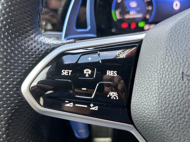 Volkswagen GOLF 1.4 eHybrid GTE // FULL LED // NAVI + CARPLAY // STOEL + STUURWIELVERWARMING // ADAPTIV. CRUISE