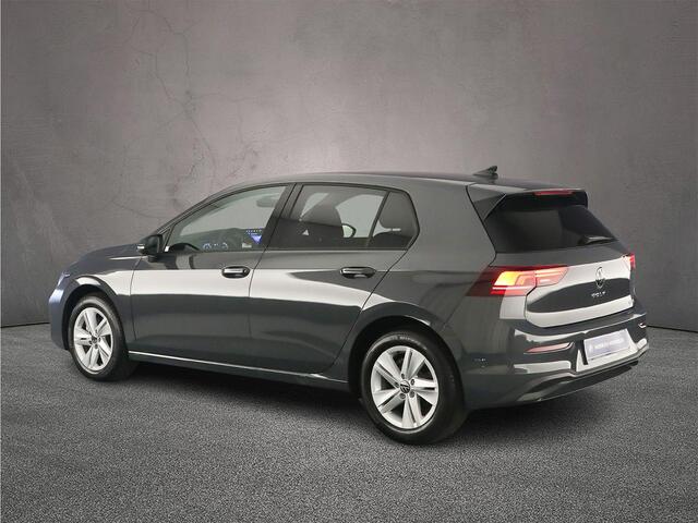 Volkswagen GOLF Life Edition 1.5 eTSI 115pk DSG Automaat Adaptive cruise control, Parkeersensoren, App connect, LED koplampen, Airco, DAB, Radio, Stoelverwarming