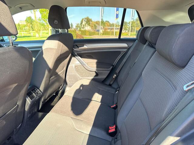 Volkswagen GOLF 1.0 TSI Comfortline | 115 pk | Navi | Clima | Trekhaak |