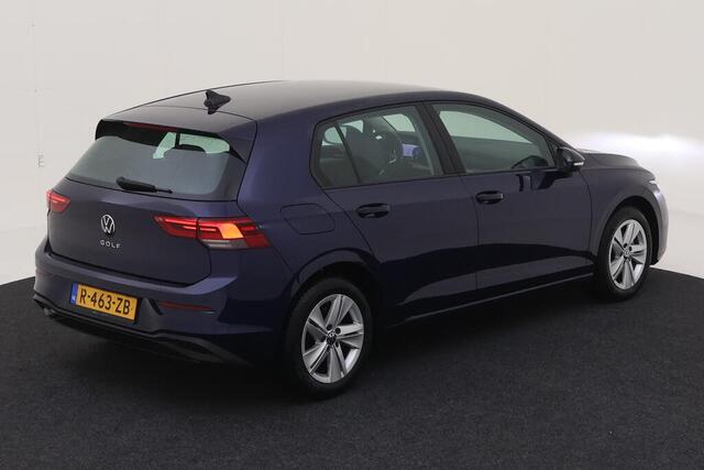 Volkswagen GOLF 1.0 TSI Life / Virtual Cockpit / Sfeerverlichting / Navigatie / Adaptive Cruise