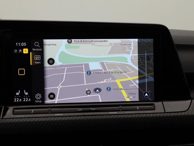 Volkswagen GOLF 1.5 eTSi 150 Pk Automaat R-Line Business+ | Panoramdak | Adaptive Cruise | Full LED | Camera | Parkeersensoren | Carplay | 18 Inch | 51.320 Km