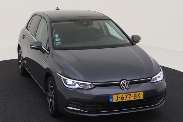 Volkswagen GOLF 1.5 eTSI Style / AUTOMAAT/ PANO/ CAMERA/ PARK. SENSOREN/ MEMORY SEATS/ LED/ NAVI/ 18" LMV