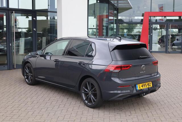 Volkswagen GOLF 1.0 TSI Golf 66KW/90PK, privacy glas, trekhaak 18" LMV, LED verlichting, ACC, multifunctioneel lederen stuurwiel, licht en zicht, pdc voor en achter, ihv passagiersstoel, NL auto