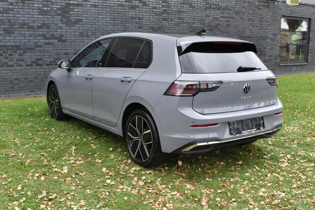 Volkswagen GOLF 1.5 eTSI Edition 50 Pano/Trekhaak/navi/ harman kardon/head-up/Automaat
