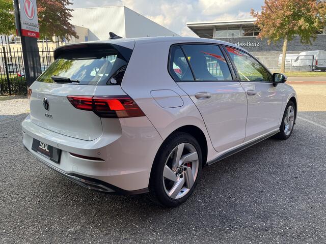 Volkswagen GOLF 1.4 eHybrid GTE // VIRTUAL COCKPIT // NAVI+CARPLAY // PDC V+A // FULL LED // CLIMA //