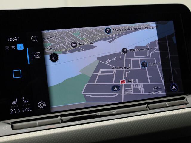 Volkswagen GOLF Variant 1.0eTSI/110PK Move DSG · Apple/Android Car Play · Head-Up Display · Navigatie · Trekhaak · Stoel,stuur-& achterbankverwarming · Garantie tot maart 2029 of 100000