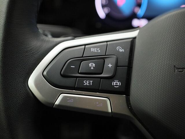 Volkswagen GOLF Variant 1.0eTSI/110PK Move DSG · Apple/Android Car Play · Head-Up Display · Navigatie · Trekhaak · Stoel,stuur-& achterbankverwarming · Garantie tot maart 2029 of 100000