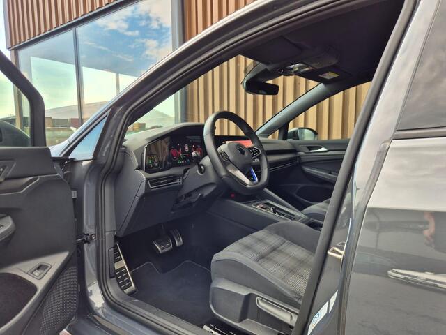 Volkswagen GOLF 1.4 eHybrid GTE 245pk | IQ | HUD | Camera | Klap spiegels