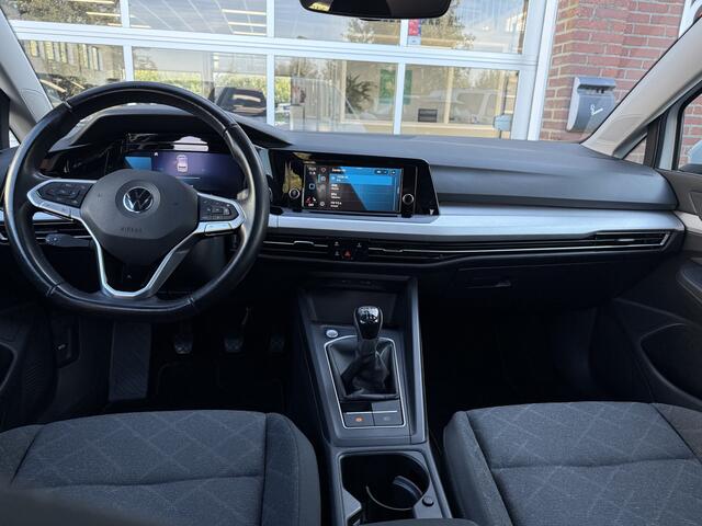 Volkswagen GOLF 1.5 TSI Life Panoramadak, 18''Lmv, Winterpakket