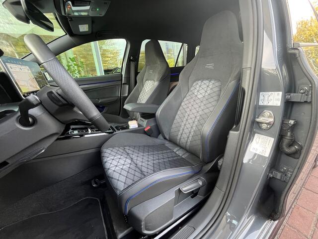 Volkswagen GOLF Variant 1.5 eTSI R-Line Edition