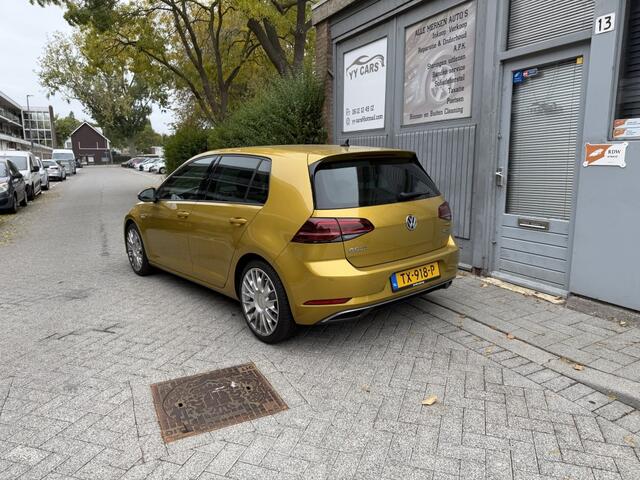 Volkswagen GOLF 1.5 TSI CL Bns
