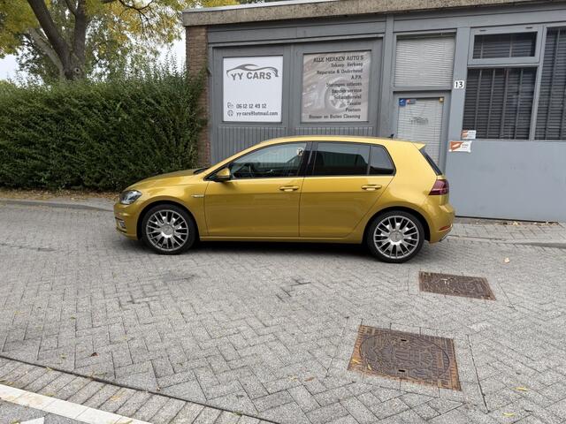 Volkswagen GOLF 1.5 TSI CL Bns