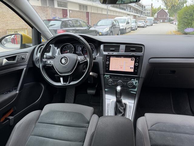Volkswagen GOLF 1.5 TSI CL Bns