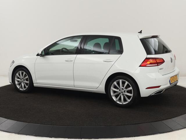Volkswagen GOLF 1.5 TSI Highline | 1e eigenaar | Virtual Cockpit | Adaptive cruise | Camera | Full LED | Carplay | Navigatie | Climate control | Parkeerhulp
