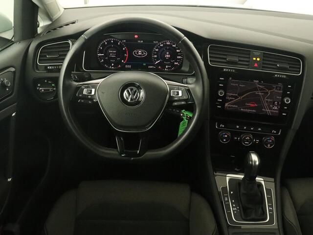 Volkswagen GOLF 1.5 TSI Highline | 1e eigenaar | Virtual Cockpit | Adaptive cruise | Camera | Full LED | Carplay | Navigatie | Climate control | Parkeerhulp